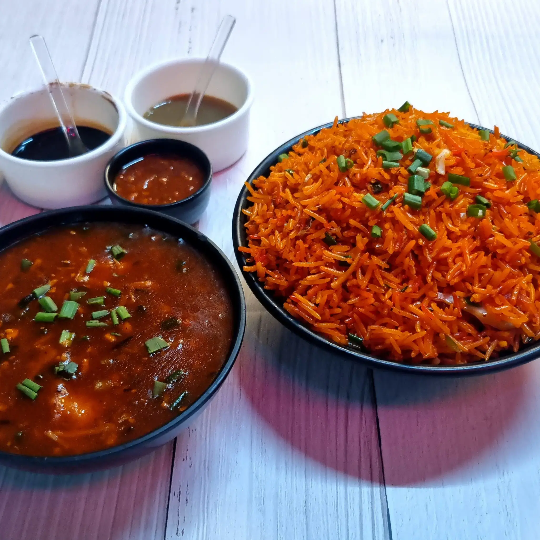 Triple Schezwan Fried Rice Recipe: घर पर बनाएं रेस्टोरेंट जैसा ट्रिपल शेज़वान फ्राइड राइस